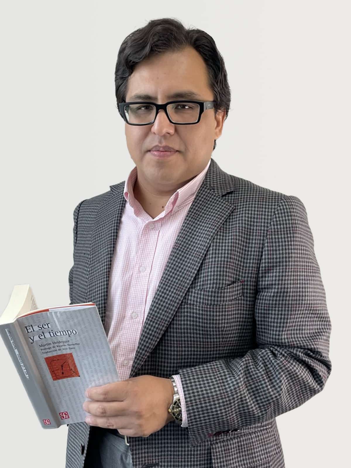 Dr. Oscar Su